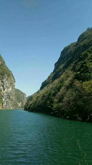 魯布革三峽景區(qū)飛龍瀑布旅游開發(fā)項(xiàng)目簽約儀式今日舉行